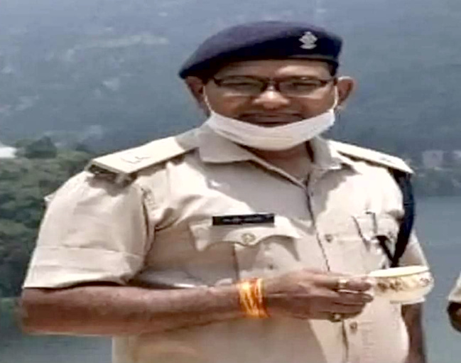 जनपद नैनीताल में नियुक्त उत्तराखण्ड पुलिस के एक कर्मठ और बहादुर कोरोना योद्धा अपर पुलिस अधीक्षक राजीव मोहन  का कोरोना से निधन