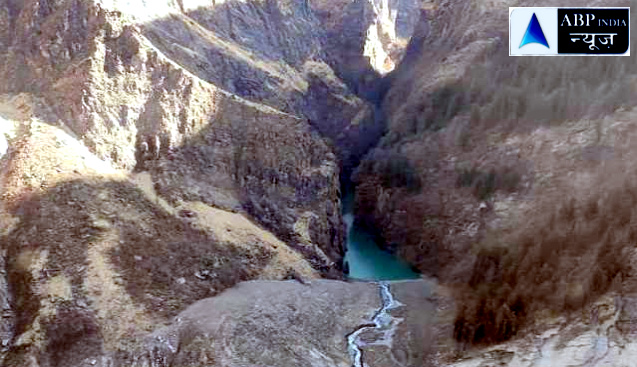 रैंणी गांव के ऊपरी क्षेत्र में बनी झील से नहीं है कोई खतरा- त्रिवेंद्र सिंह रावत