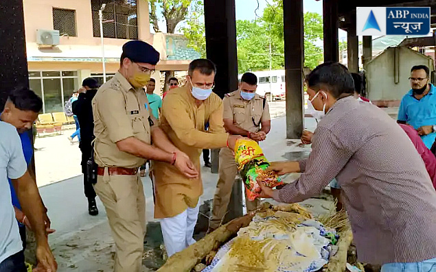 उत्तराखंड डीजीपी अशोक कुमार द्वारा लिखी गई खाकी में इंसान पुस्तक के विजन को अरविंद रतूड़ी ने किया चरितार्थ