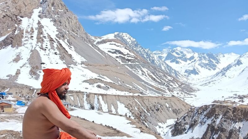 हरिद्वार स्वामी दीप्तानंद महाराज ने कैलाश में ऊं पर्वत के दर्शन कर की विश्व शांति की प्रार्थना,,,,,