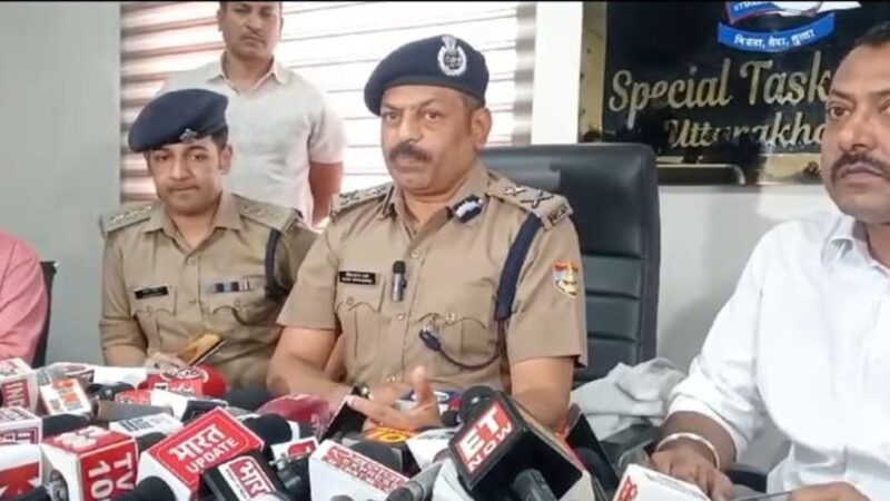 उत्तराखंड पुलिस और एस टी एफ ने मिलकर किया बड़ा खुलासा, सिम कार्ड एक्टिवेट कर फर्जी तरीके भेजते थे विदेश, यहां हुआ भंडाफोड़,,,,,