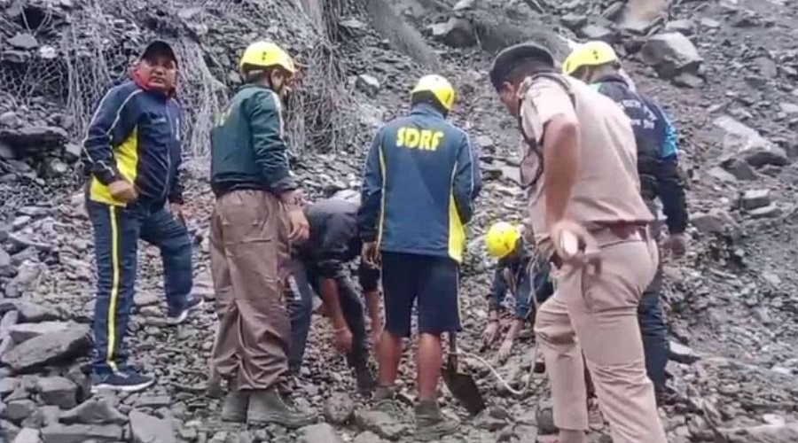 उत्तराखंड सोनप्रयाग में लैंडस्लाइड खोज अभियान जारी, मलबे में मिले 3 और शव, अब तक 4 मौत की पुष्टि,,,,,