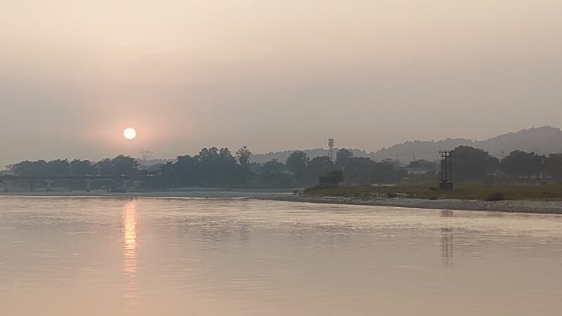 उत्तराखंड में जल्द बदलेगा मौसम का मिजाज, मैदानी इलाकों में छाएगा कोहरा और तापमान गिरने से बढ़ेगी सर्दी,,,,