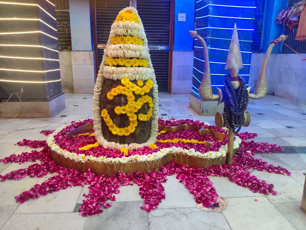क्या कहते हैं आपकी किस्मत के सितारे दिन सोमवार दिनांक 19/05/2025