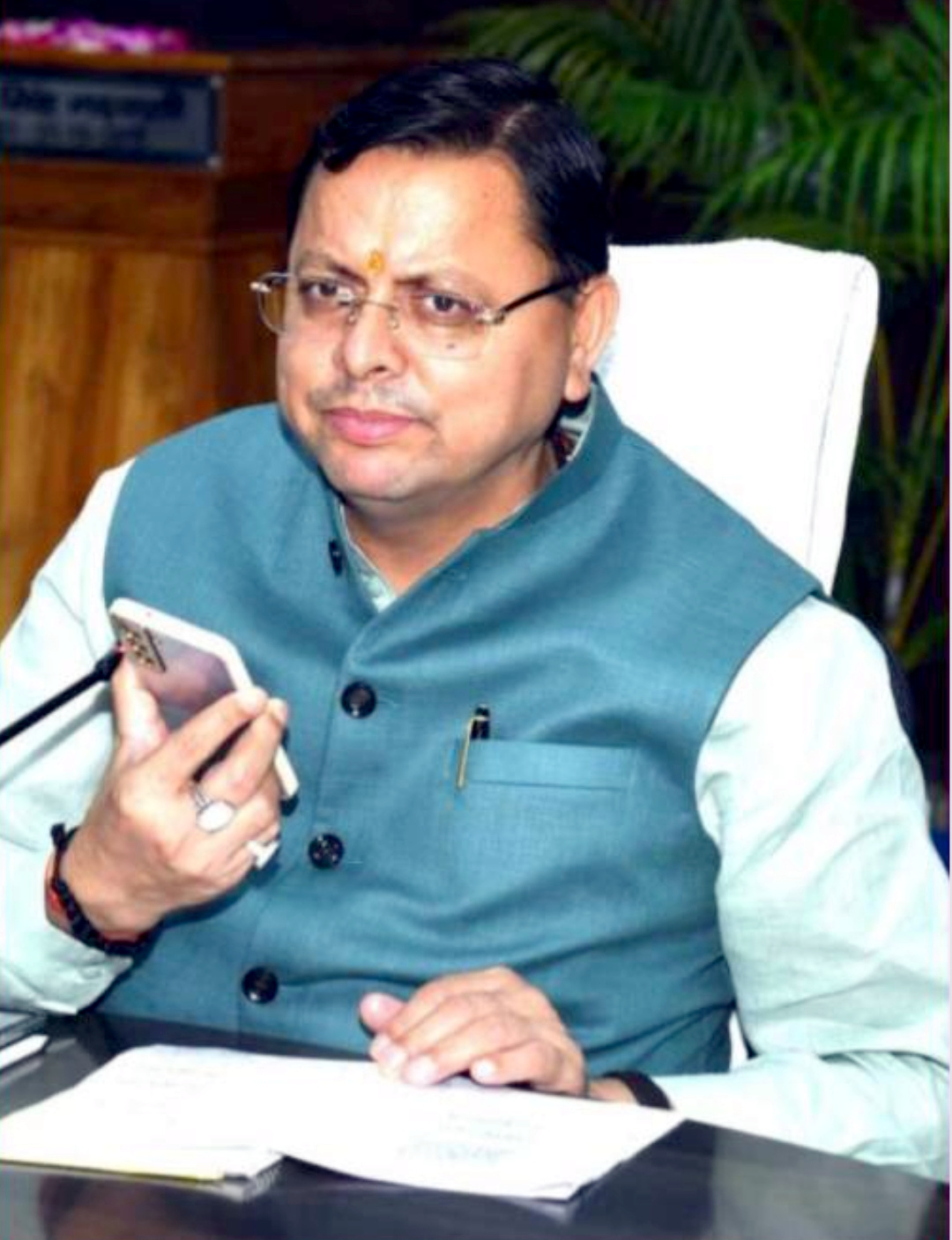 उत्तराखंड नैनीताल में पीड़िता के परिजनों से सीएम धामी ने की फोन पर वार्ता, हर संभव मदद का दिया आश्वासन,,,