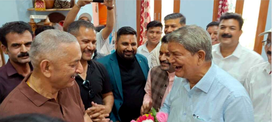 उत्तराखंड हरीश रावत के मानने पर भी नही माने कांग्रेस नेता मयूख महर, पहले माफी मांगे करण माहरा तभी चलेगा साथ,,,,,,