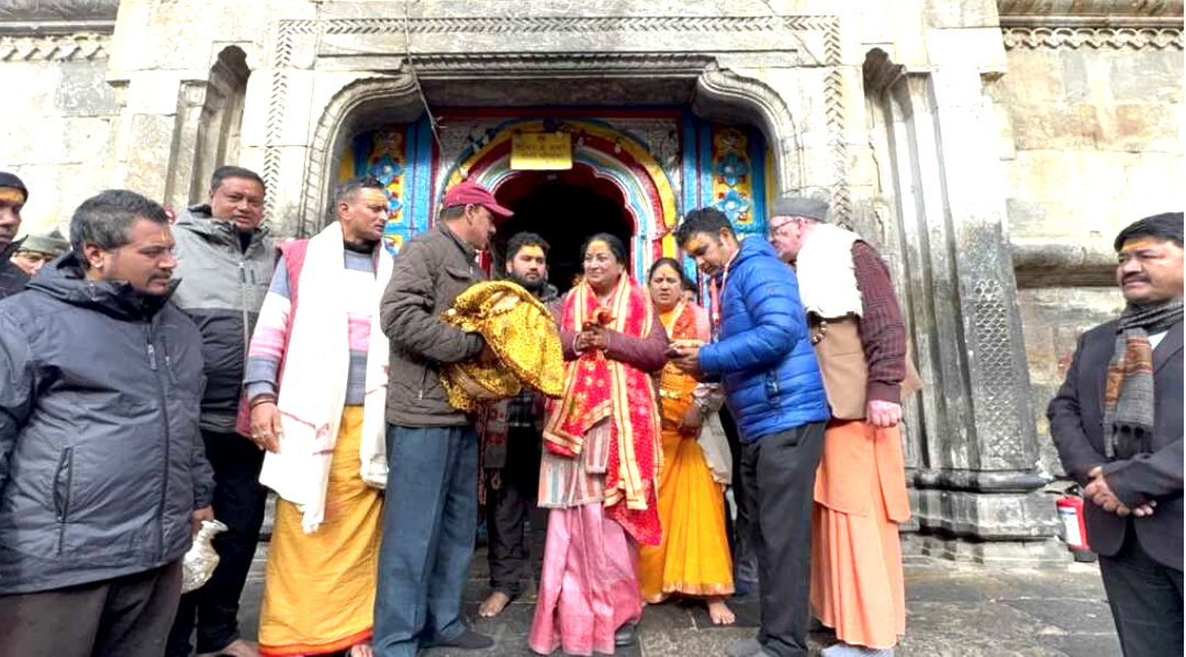 उत्तराखंड दिल्ली की मुख्यमंत्री रेखा गुप्ता ने उत्तराखंड के प्रमुख तीर्थ श्री केदारनाथ जी में पूजा एवं दर्शन कर लिया आशीर्वाद,,,