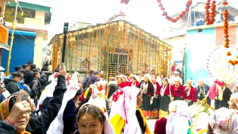 उत्तराखंड में श्री बदरीधाम के नजदीक माणा में खुले बदरीविशाल क्षेत्र रक्षक श्री घंटाकर्ण जी मंदिर के कपाट,,,,,