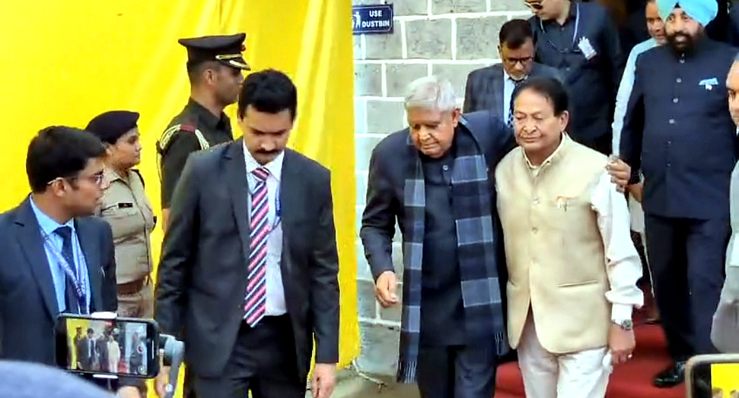 उत्तराखंड नैनीताल उपराष्ट्रपति जगदीप धनकड़ के कुमाऊं विश्वविद्यालय में पहुंचने पर अचानक हुई स्वास्थ्य में गड़बड़ी, फिलहाल स्थिति सामान्य,,,