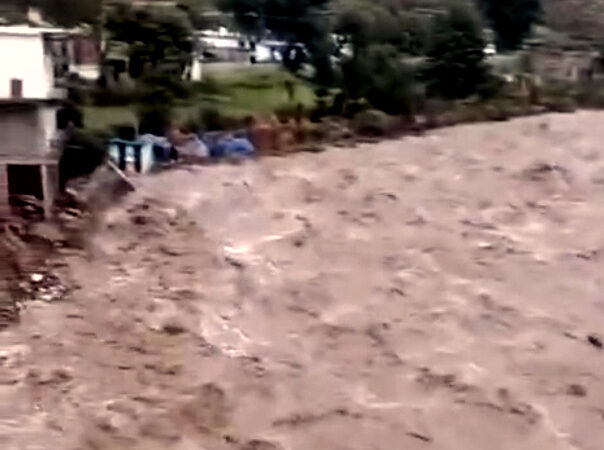 उत्तराखंड अगले 3 घंटों मे कुमाऊ क्षेत्र में इन जगहों पर तेज बारिश की संभावना, मौसम विभाग ने किया अलर्ट जारी,,,