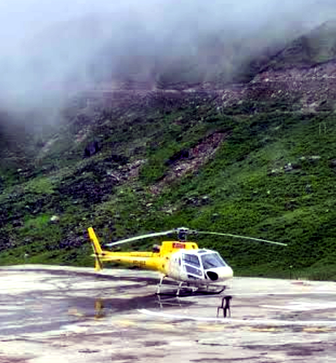 उत्तराखंड खराब मौसम के बाद भी केदारनाथ में बीकेटीसी अध्यक्ष हेमंत द्विवेदी की हेलीकॉप्टर उड़ान पर उठ रहे है कई सवाल,,,,