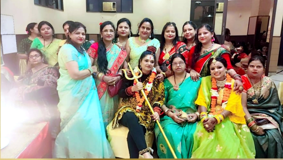 हरिद्वार श्री वैश्य बंधु समाज ने धूमधाम और पारंपरिक उत्साह से मनाया तीज,मनसा देवी हादसे पर दो मिनट का मौन रखकर दी श्रद्धांजलि,,,,