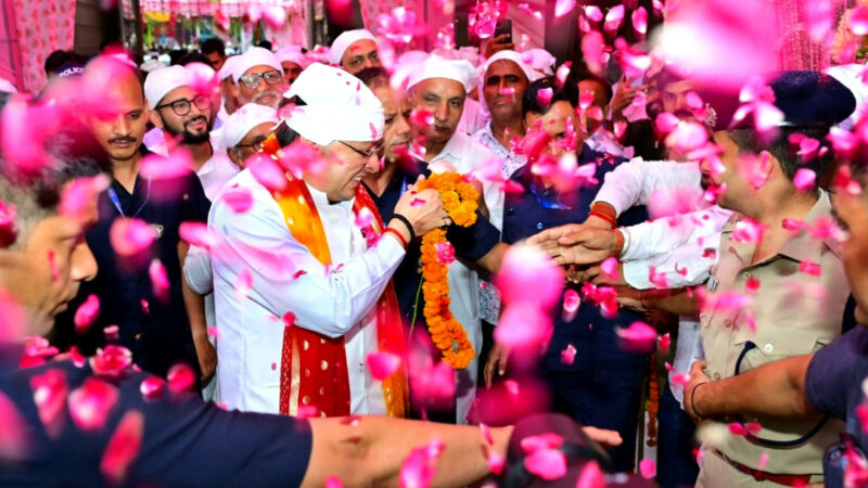 उत्तराखंड पुष्कर सिंह धामी ने श्री ब्रह्म निवास आश्रम, भूपतवाला में 50वाँ निर्वाण दिवस के अवसर पर आयोजित कार्यक्रम में किया प्रतिभाग,,,,,,
