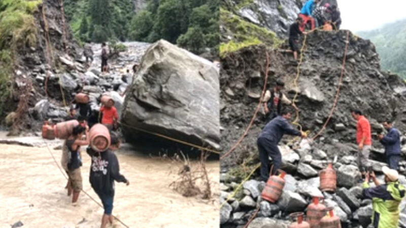 उत्तराखंड कम होने का नाम नहीं ले रही चुनौतियां, नदी में उतरकर आपदा प्रभावित क्षेत्रों में सिलिंडर पहुंचाना बना बड़ी मुसीबत,,,,