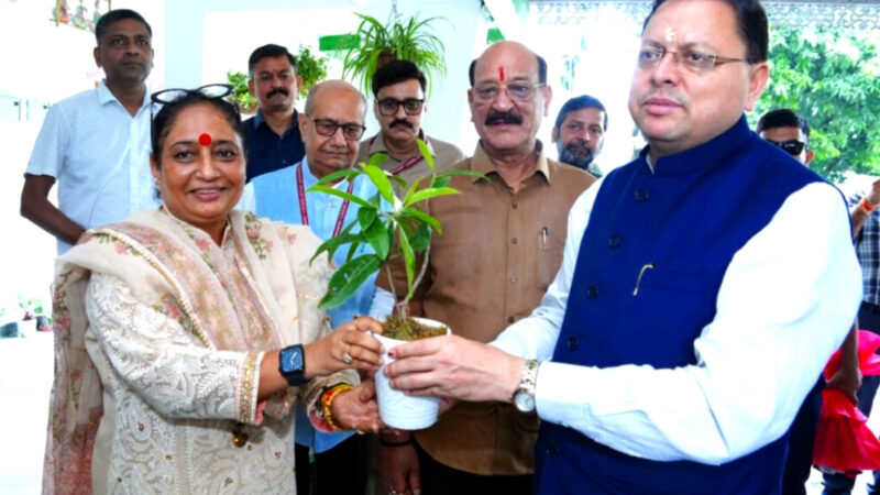 उत्तराखंड मुख्यमंत्री पुष्कर सिंह धामी ने विधानसभा अध्यक्ष ऋतु खंडूड़ी भूषण से की शिष्टाचार भेंट,,,,,