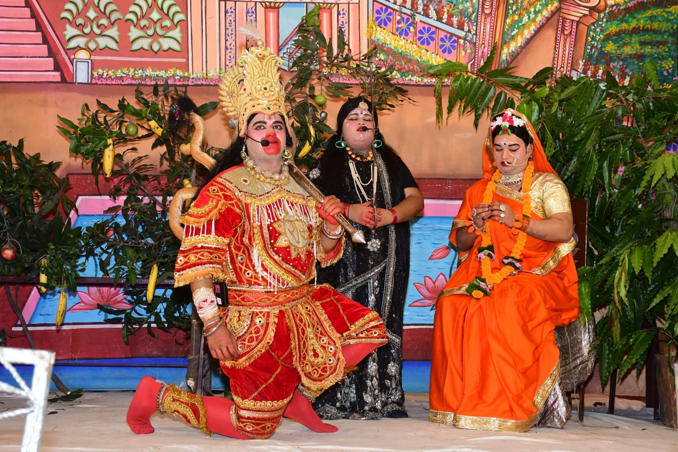 हरिद्वार श्री रामलीला समिति मौ.लक्कड़हारान ज्वालापुर मे लंका दहन और विभीषण शरणागति लीलाओ का हुआ भव्य मंचन,,,,