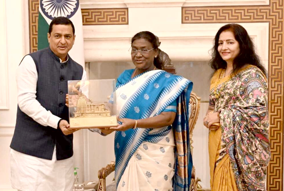 उत्तराखंड सांसद अनिल बलूनी ने राष्ट्रपति द्रौपदी मुर्मू से मुलाकात कर की प्रदेश में आई आपदाओं पर चर्चा,,,,