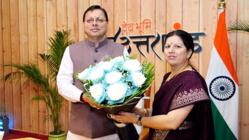 उत्तराखंड क्रिकेट एसोसिएशन की नई सचिव किरण रौतेला वर्मा ने मुख्यमंत्री से की महत्वपूर्ण मुलाकात, अब खेल विकास को मिलेगी नई दिशा,,,,,