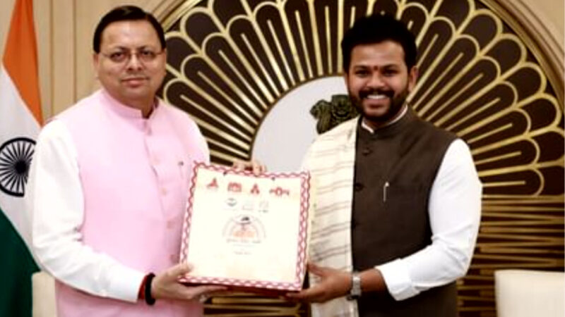 उत्तराखंड मुख्यमंत्री धामी ने केंद्रीय नागरिक उड्डयन मंत्री से मुलाक़ात कर कहा दोबारा हेली शुरू की शुरुआत से चारधाम यात्रा होगी सुगम,,,,,,