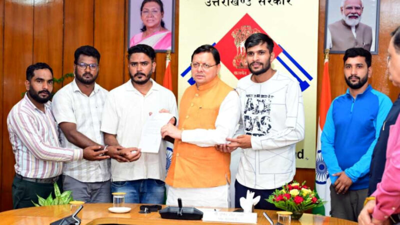 उत्तराखंड बेरोज़गार संघ के अध्यक्ष राम कंडवाल के नेतृत्व में प्रतिनिधिमंडल ने मुख्यमंत्री से सचिवालय में की भेंट,,,,,