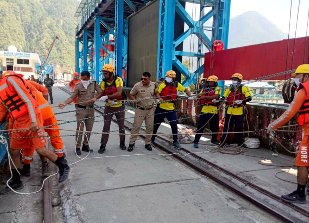 उत्तराखंड में जोशियाड़ा बैराज से मिला 10 दिनो से लापता स्वतंत्र पत्रकार का शव, नदी में मिली थी पत्रकार  की कार,,,,,