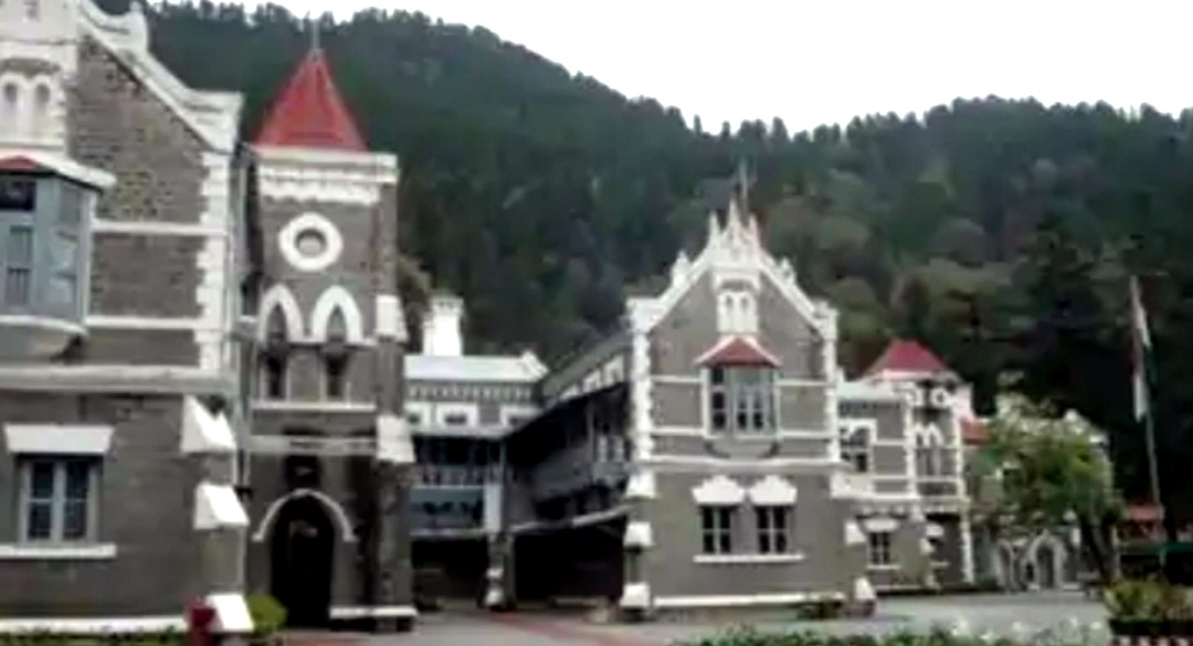 उत्तराखंड राष्ट्रीय राजमार्ग, राजकीय राजमार्ग, वन भूमि और राजस्व भूमि से अतिक्रमण हटाए जाने हेतु हाईकोर्ट सख्त, रिपोर्ट तलब,,,,, 