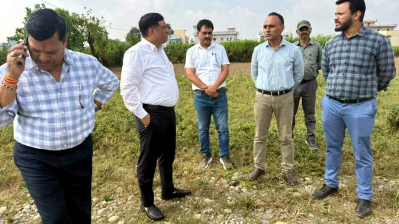 उत्तराखंड की राजधानी में अवैध प्लॉटिंग और निर्माणों पर MDDA ने की बड़ी कार्रवाई, उपाध्यक्ष बंशीधर तिवारी ने खुद संभाला मोर्चा,,,,,,