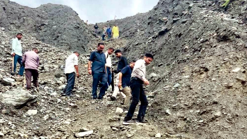 उत्तराखंड जिला प्रशासन ने बरसात थमते ही 07 दिन के भीतर आपदाग्रस्त क्षेत्र बटोली के अवरुद्ध मार्ग को खोला, आवाजाही सुचारू,,,,,
