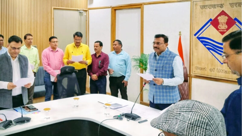 उत्तराखंड मुख्य सचिव ने सरदार वल्लभभाई पटेल की 150वीं जयंती के अवसर पर शासन के सभी वरिष्ठ अधिकारियों को दिलाई शपथ,,,,