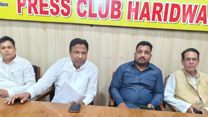 उत्तराखंड हरीश रावत पर बरसे अंसारी, कहा, पहाड़-मैदान की राजनीति करने वाले नहीं होते प्रदेश के हितेषी, कांग्रेस से दिया इस्तीफा,,,,,