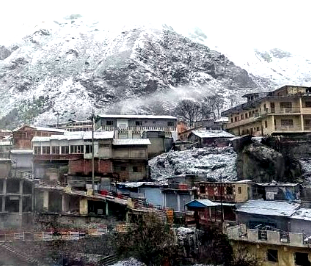 उत्तराखंड में फिलहाल बारिश के आसार नहीं, सूखी ठंड ने बढ़ाई परेशानी, कई जिलों में पारा गिरा, दिन में धूप दे रही राहत,,,,,,