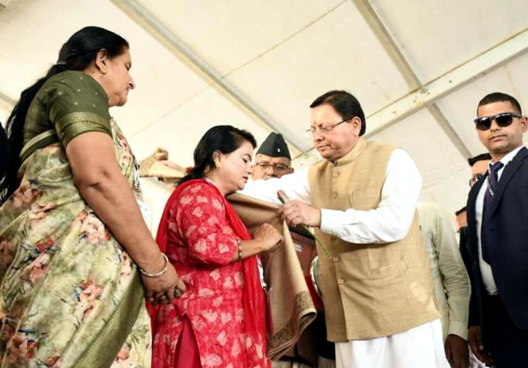 उत्तराखंड राज्य स्थापना की रजत जयंती उत्सव पर मुख्यमंत्री पुष्कर सिंह धामी ने किया ‘पूर्व सैनिक सम्मेलन’ का उद्घाटन,,,,,