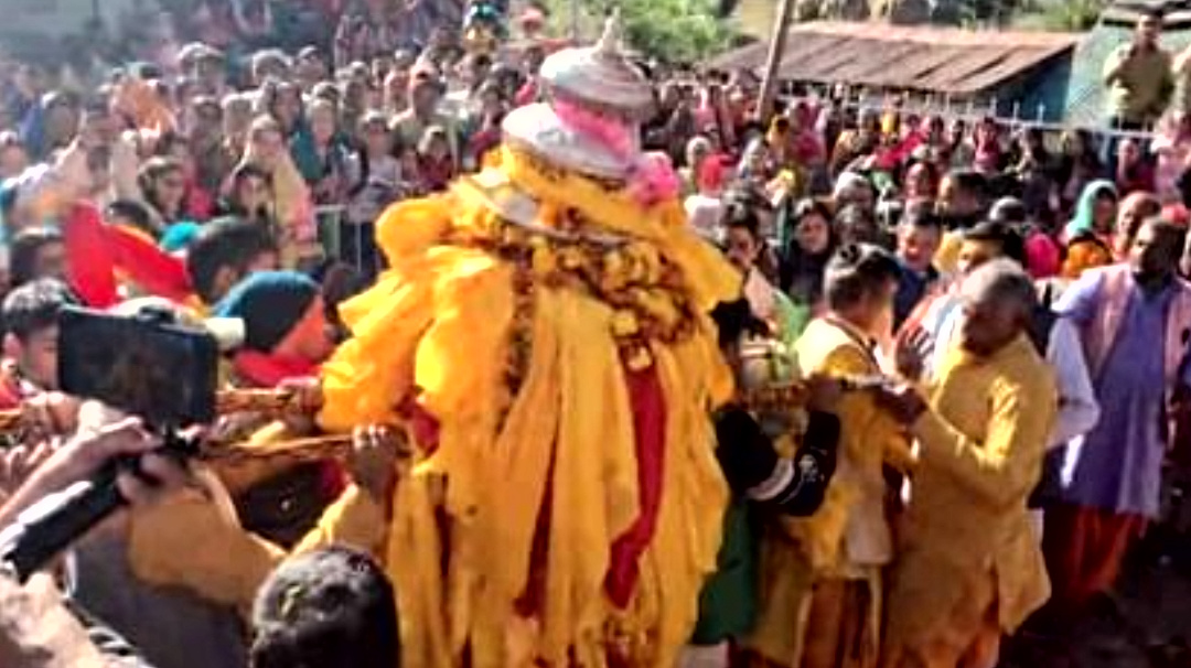 उत्तराखंड के तृतीय केदार बाबा तुंगनाथ जी की शीतकालीन डोली मक्कूमठ में विराजमान, अब यही होगी बाबा की शीतकालीन आरती पूजा,,,,