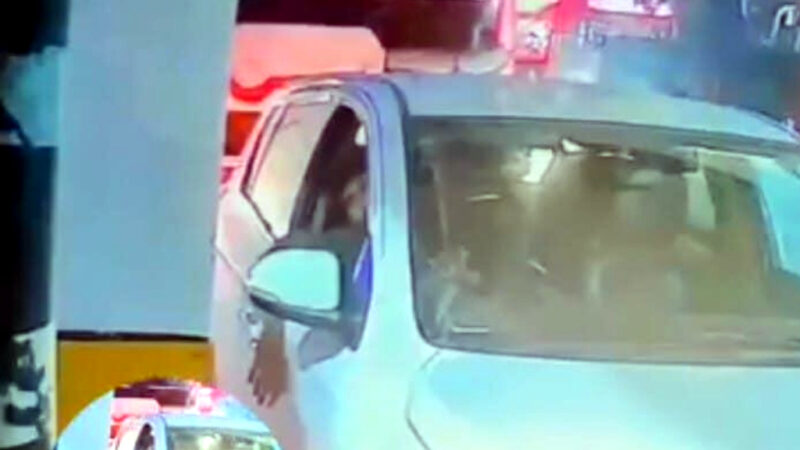 दिल्ली धमाके से पहले CCTV में कैद संदिग्ध कार — ड्राइविंग सीट पर दिखा रहस्यमय शख्स, 2014 में खरीदी गई कार बनी जांच का केंद्र,,,,