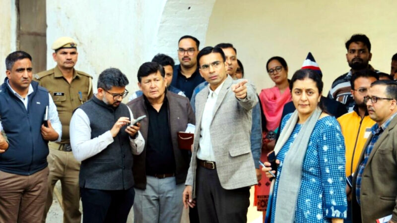 उत्तराखंड सीमान्त गाँवों के विकास और पलायन रोकथाम के लिए बनेगी ठोस कार्ययोजना, सचिव ग्राम्य विकास ने ली समीक्षा बैठक,,,,,