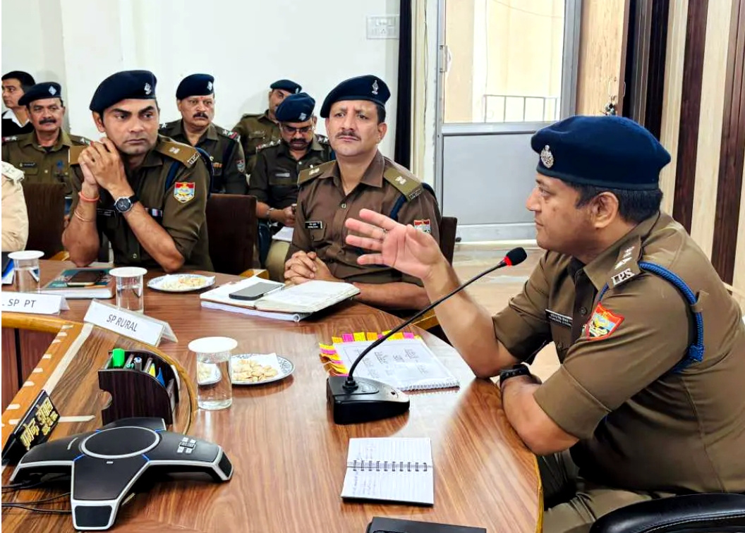 उत्तराखंड अपराध समीक्षा बैठक में लंबित मामलों पर सख्ती, रेट्रो साइलेंसर पर पुलिस की बड़ी कार्रवाई जारी,,,,,