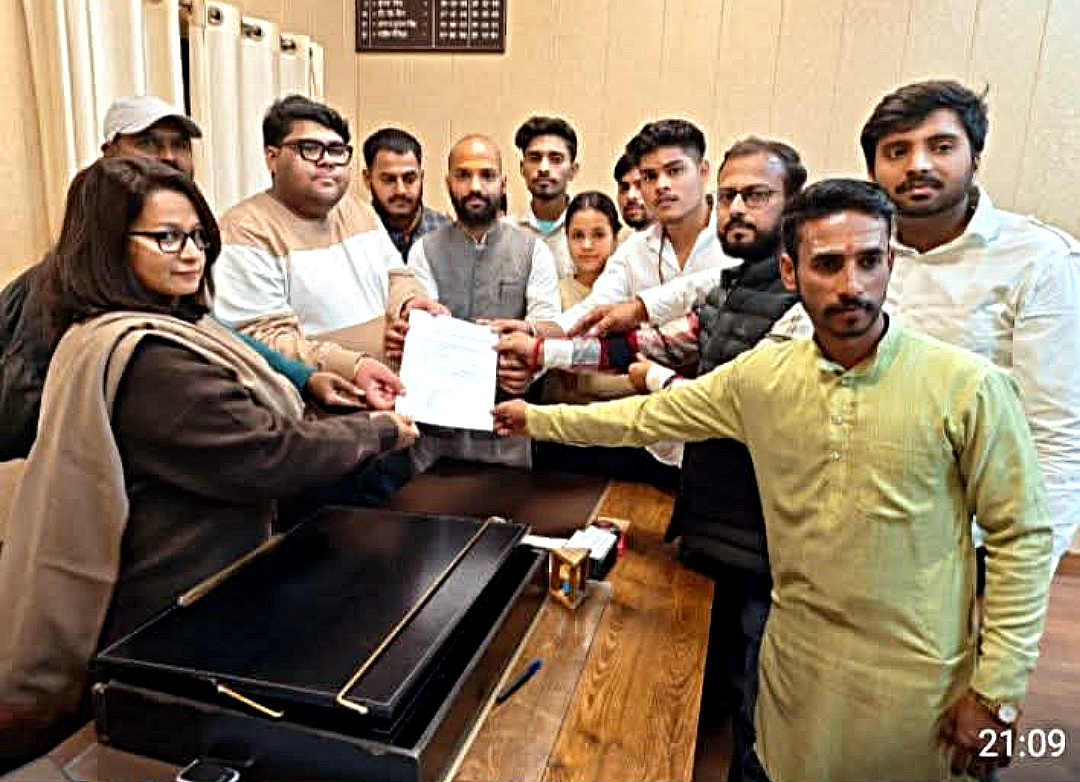 उत्तराखंड धर्मानगरी हरिद्वार मे अमेरिकन आश्रम की संपत्ति की निष्पक्ष जाँच की माँग, सामाजिक कार्यकर्ताओं ने मुख्यमंत्री को भेजा ज्ञापन,,,,