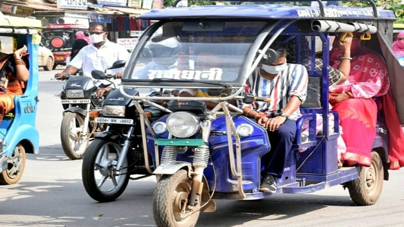 उत्तराखंड हरिद्वार जिला प्रशासन ने जनता कों ई-रिक्शा के जंजाल से निज़ाद दिलाने हेतु तैयार की योजना, स्पेशल स्टीकर से होंगे रुट विभाजित,,,,